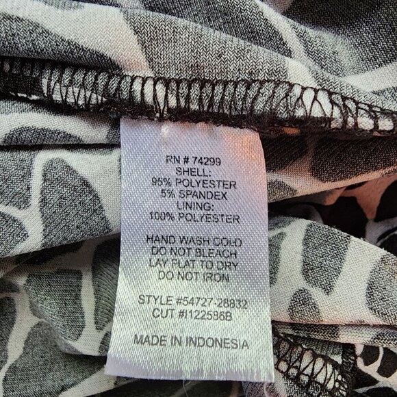 En Focus Studio Dress Womens Size 12P 12 Petite Gray Giraffe Animal Beaded Maxi - Picture 7 of 7